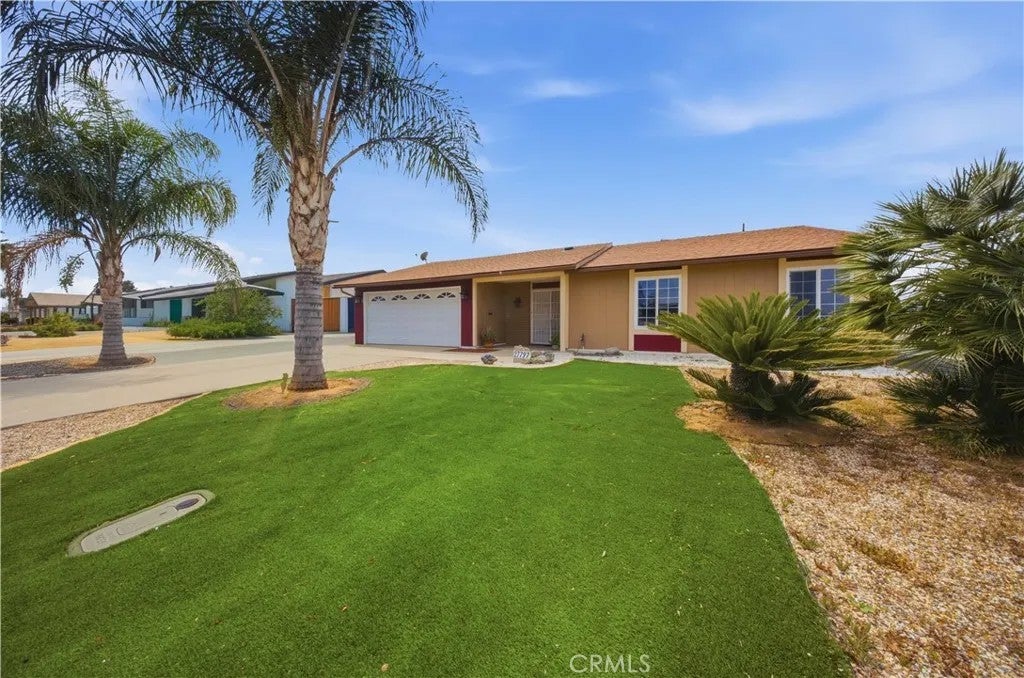 Photo of 27797 Sun City Blvd, Menifee, CA 92586 (MLS # CV26087833)