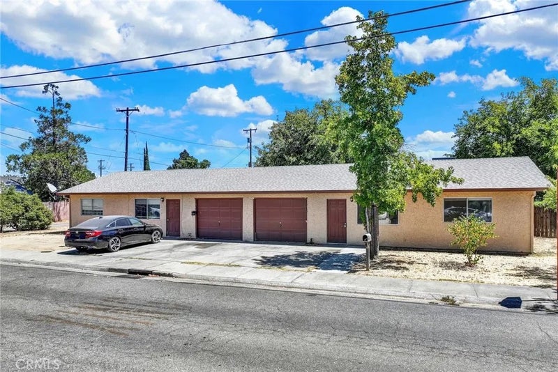 1011 HOUGHTON