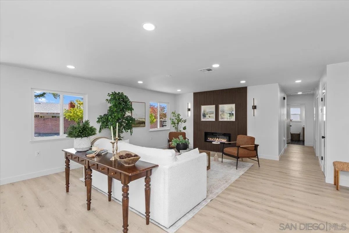 16462 Sarape Dr.