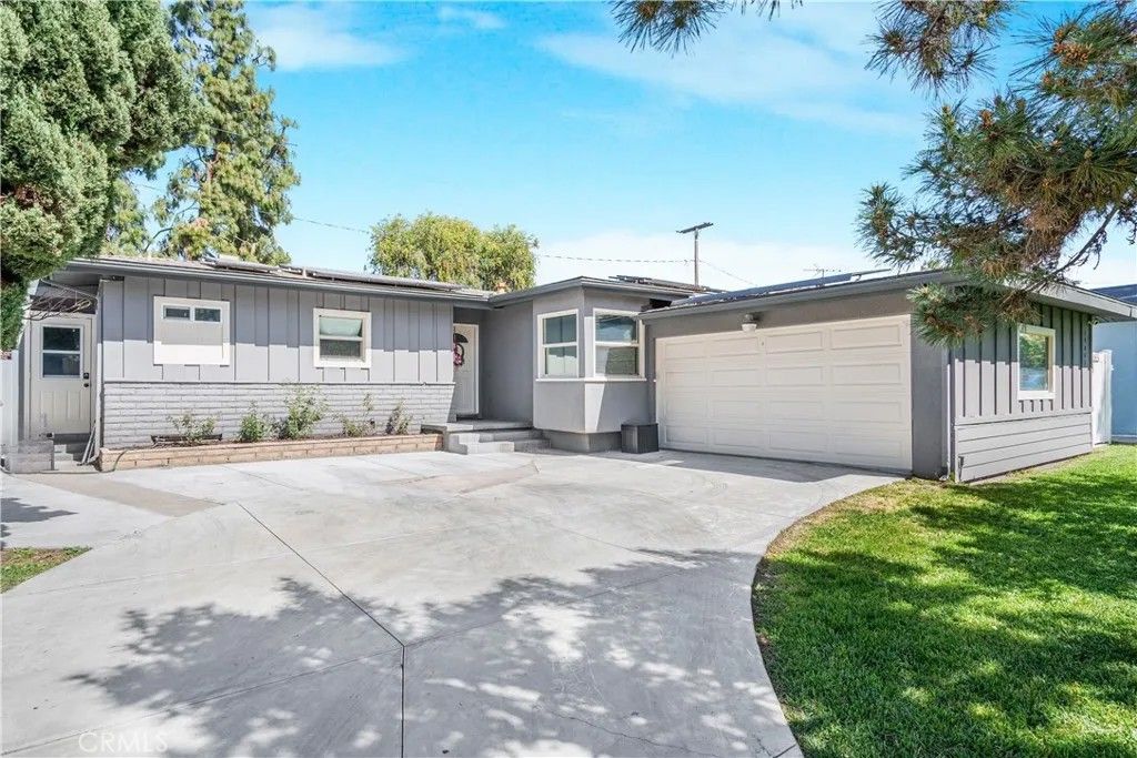 Photo of 15043 Hayward St, Whittier, CA 90603 (MLS # PW26059471)