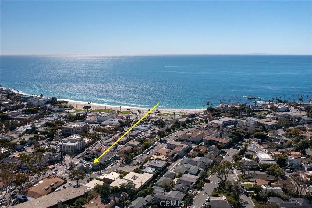 Photo of 312 Broadway #2, Laguna Beach, CA 92651 (MLS # LG26079439)