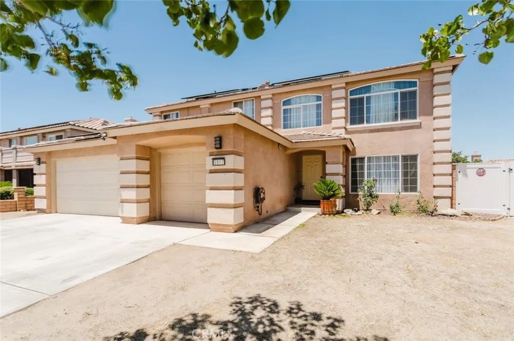 5617 E Avenue R12