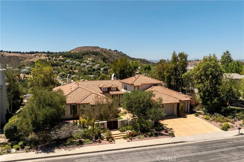 3315 Via Verde Court