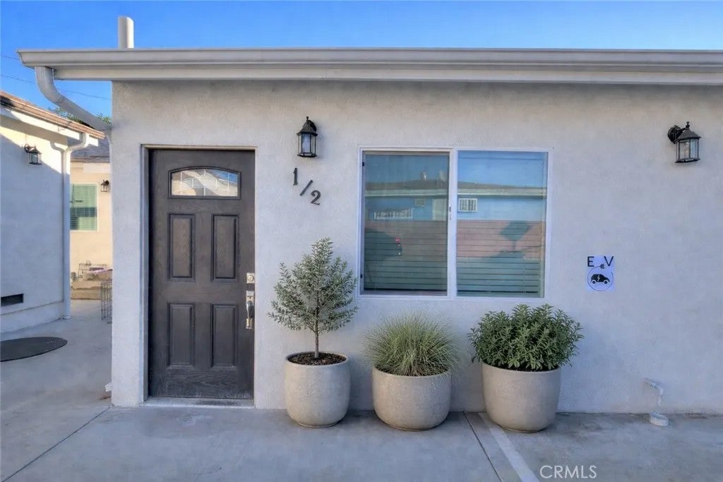 Photo of 14604 Cohasset Street, Van Nuys, CA 91405 (MLS # GD26230221)