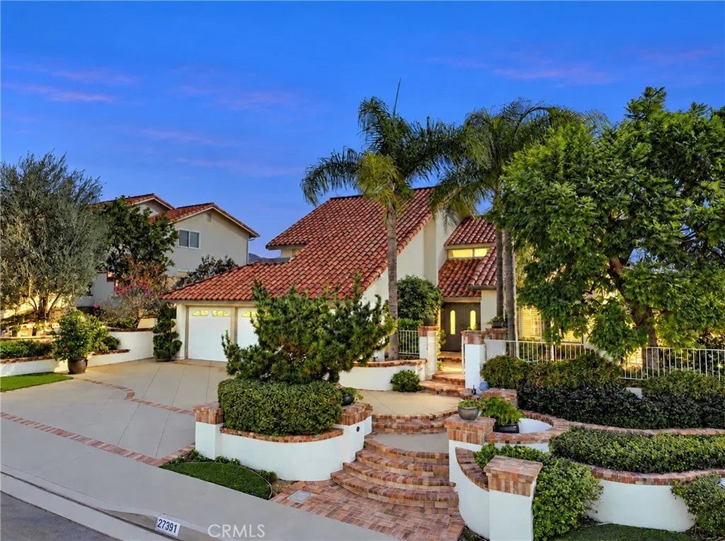 Photo of 27391 Valderas, Mission Viejo, CA 92691 (MLS # OC26228770)