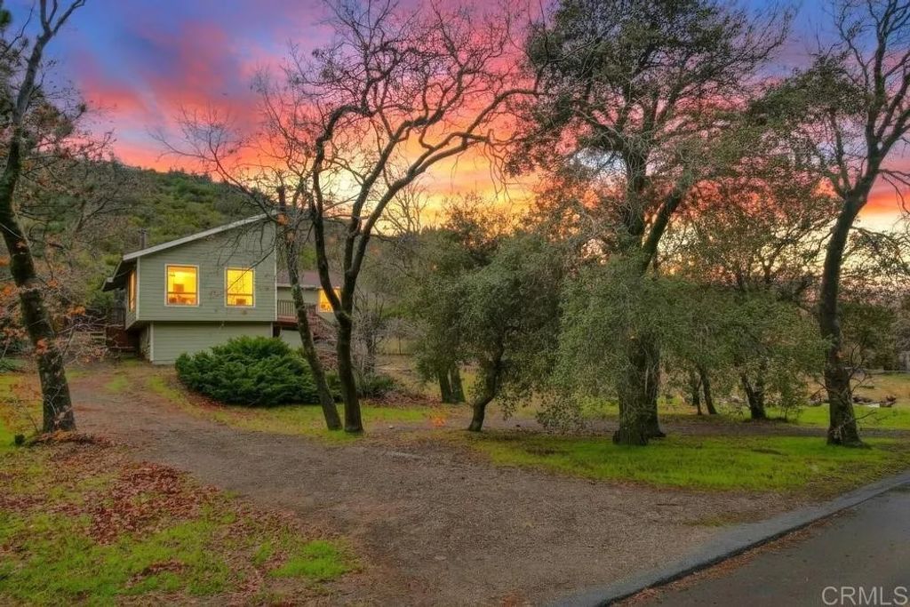 Photo of 3220 Salton Vista Drive, Julian, CA 92036 (MLS # NDP2600143)