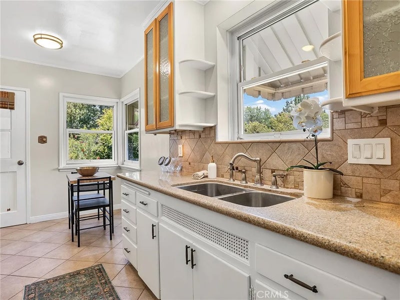 524 S Bel Aire Drive