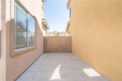 Tiny photo for 2547 Canterbury Lane, Simi Valley, CA 93063 (MLS # SR25251912)
