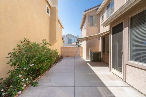 Tiny photo for 2547 Canterbury Lane, Simi Valley, CA 93063 (MLS # SR25251912)