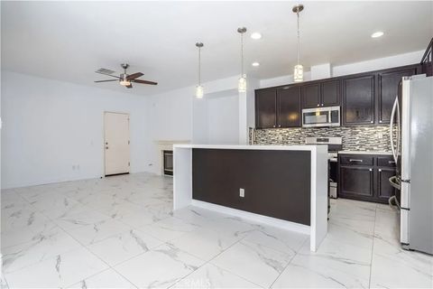 Tiny photo for 2547 Canterbury Lane, Simi Valley, CA 93063 (MLS # SR25251912)