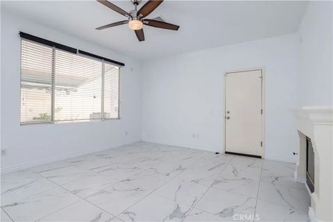 Tiny photo for 2547 Canterbury Lane, Simi Valley, CA 93063 (MLS # SR25251912)