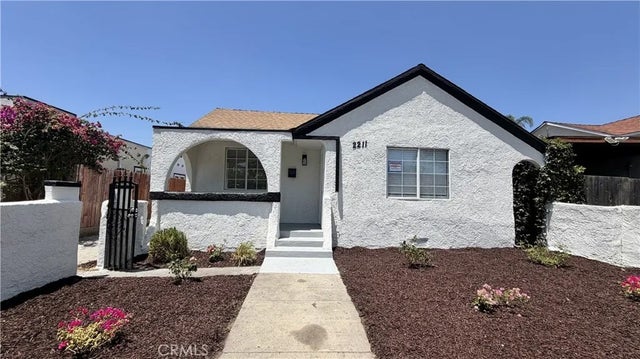 2211 S Sycamore, Los Angeles