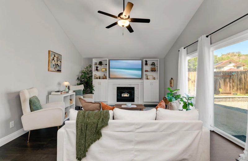 2148 Pueblo Glen
