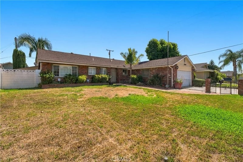 1212 S California