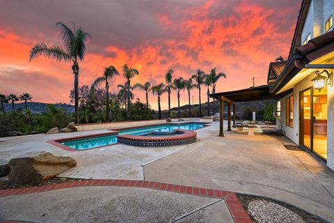 594 Allenwood Ln Escondido CA 92029