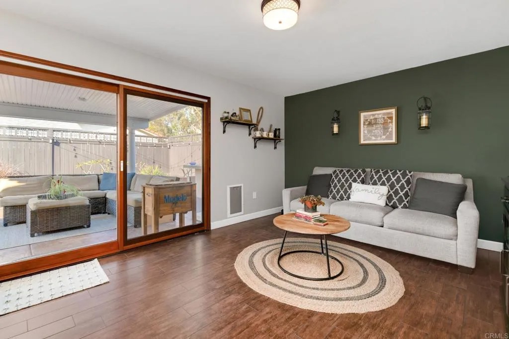 9947 Mesa Madera