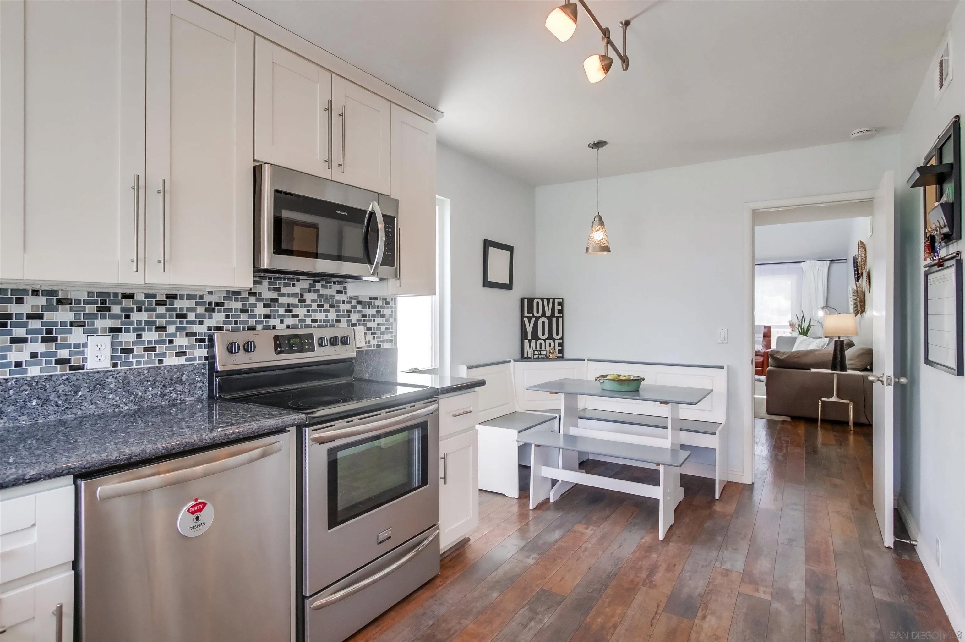 10374 Caminito Banyon