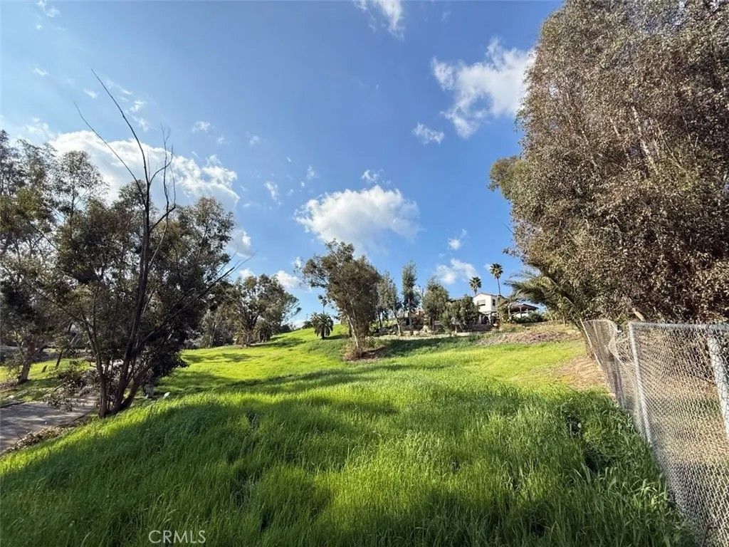 Photo of 0 Pierce Ave, Lake Elsinore, CA 92530 (MLS # OC26116601)