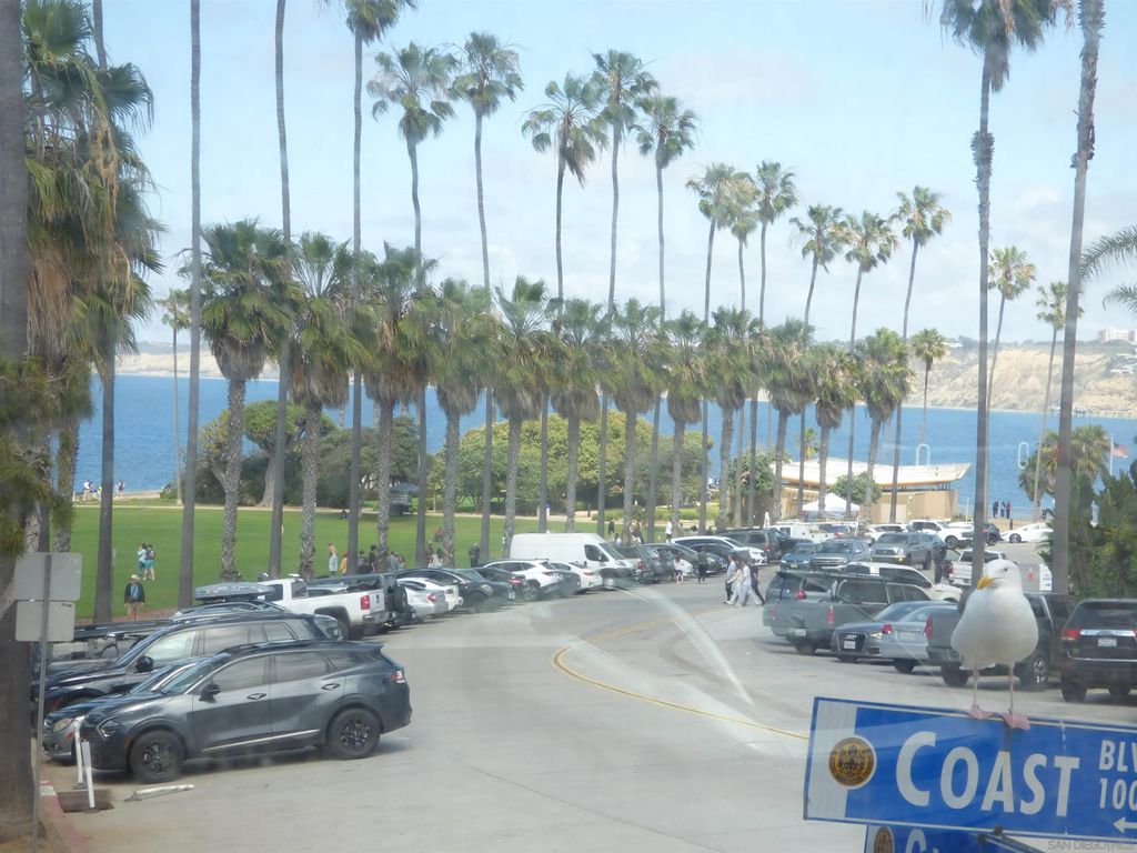 Photo of 8040 Girard Avenue #5, La Jolla, CA 92037 (MLS # 260007166)