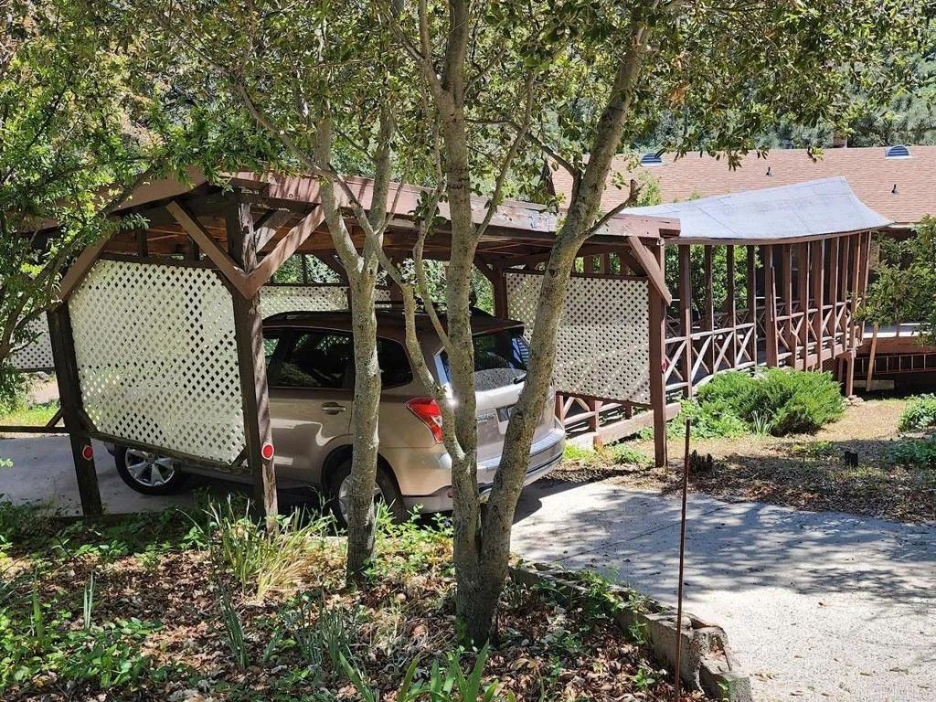 Photo of 2341 Pinezanita Ln, Julian, CA 92036 (MLS # PTP2603148)