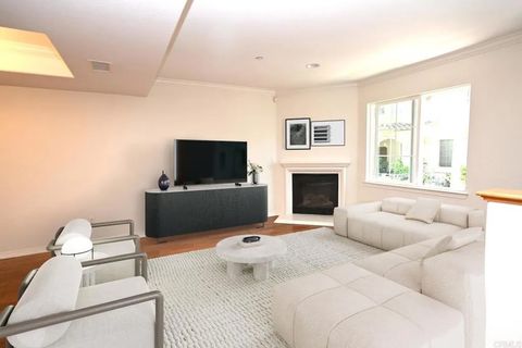 1037 Loretta Lane Carlsbad CA 92008