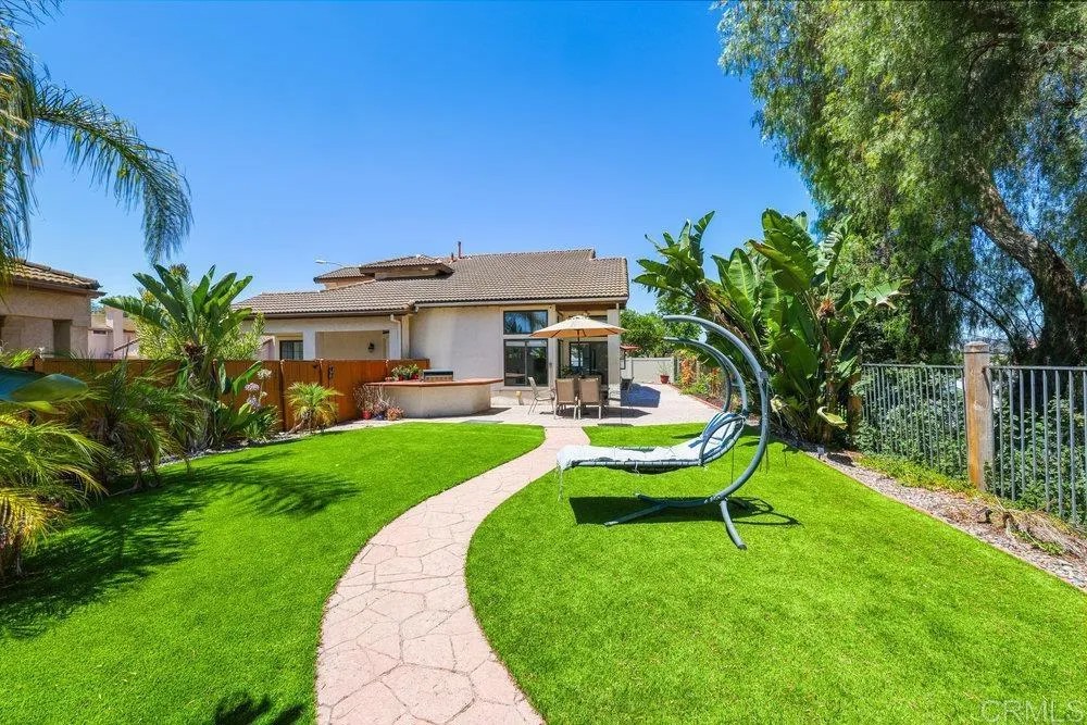 8627 Paseo Del Sol