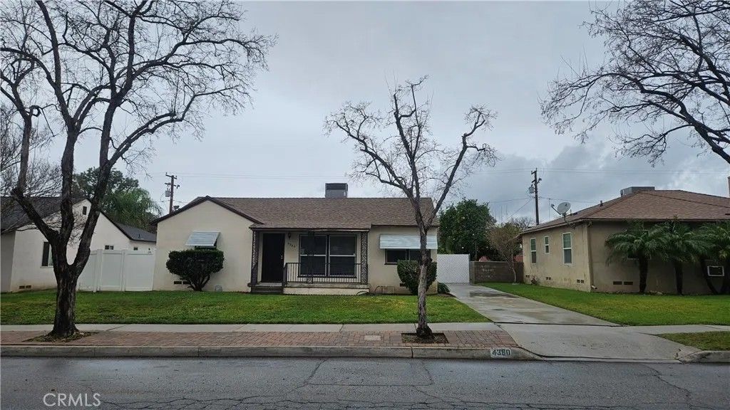 Photo of 4380 N Mountain View, San Bernardino, CA 92407 (MLS # CV26033181)