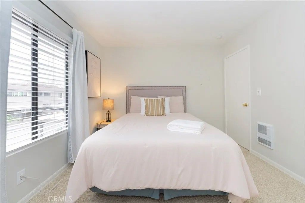 Photo of 306 Streamwood, Irvine, CA 92620 (MLS # OC25076300)