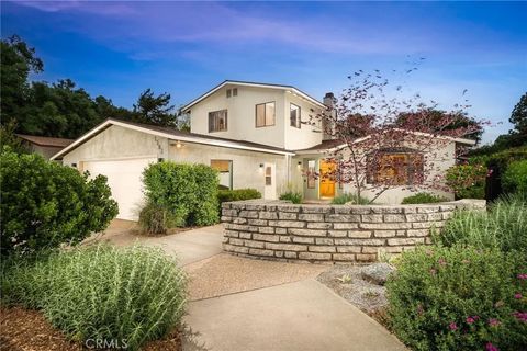 Photo of 1382 Via Zurita Street, Claremont, CA 91711 (MLS # CV26100167)