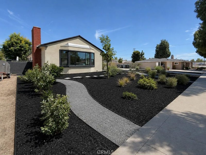 527 N Park