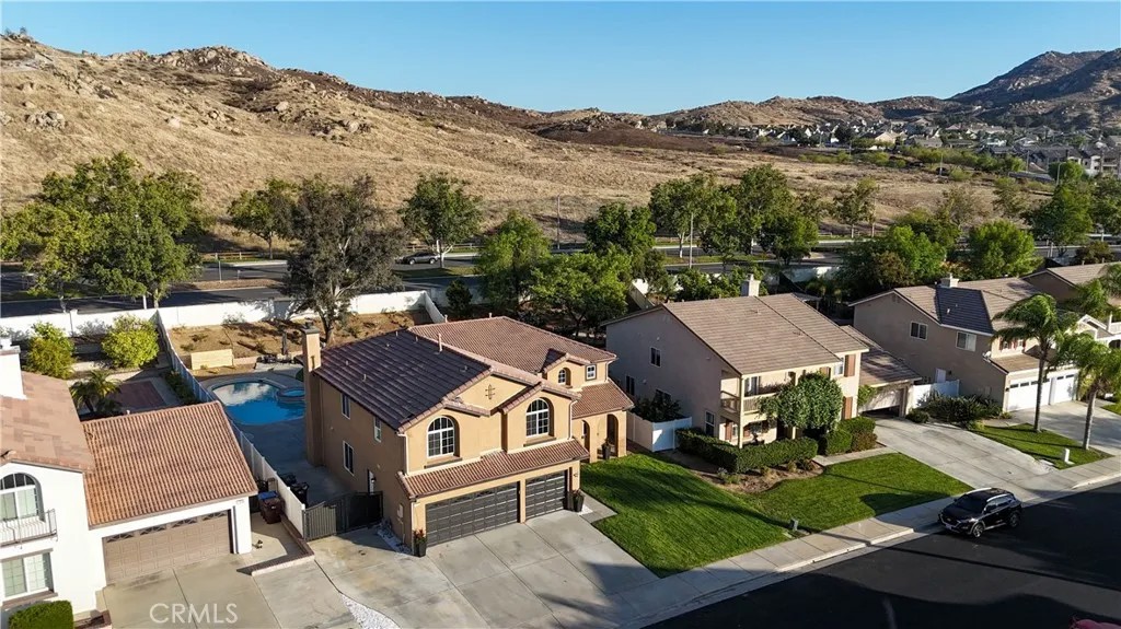 15388 La Casa Drive