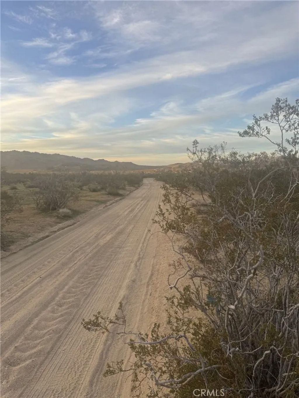 Photo of 0 Canfield, Apple Valley, CA 92307 (MLS # HD25279392)