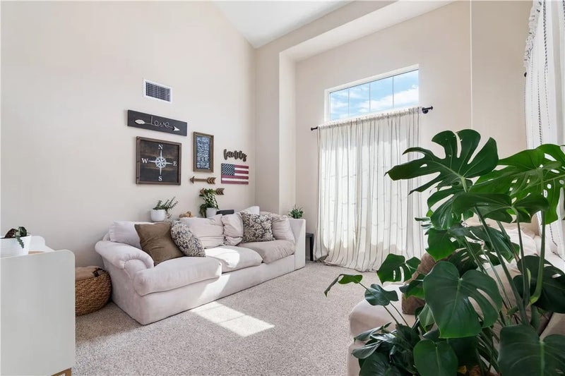 33611 Delphinium Lane