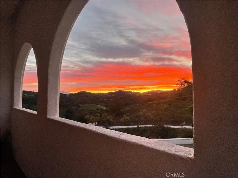 25757 Avenida Del Oro