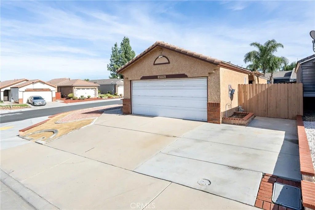 Photo of 27776 Hillpointe Dr, Menifee, CA 92585 (MLS # CV25266755)