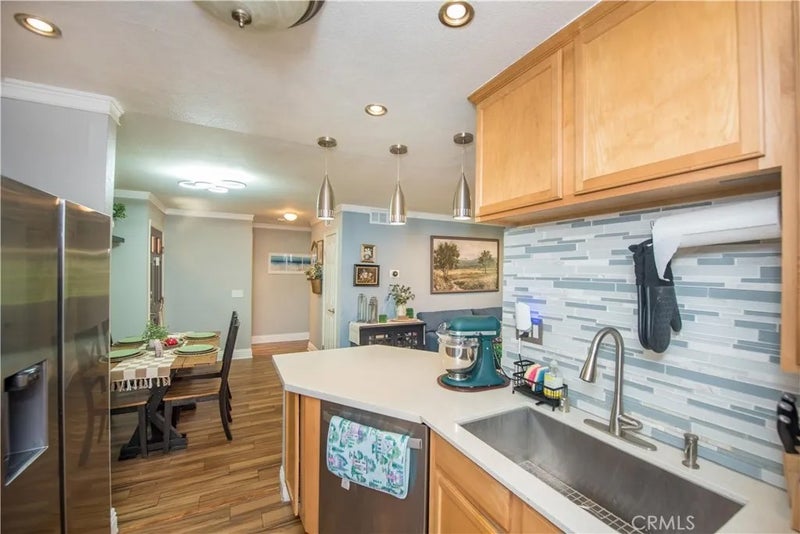 2375 Del Mar Way 101