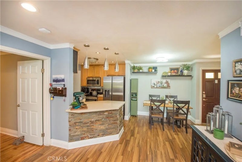 2375 Del Mar Way 101