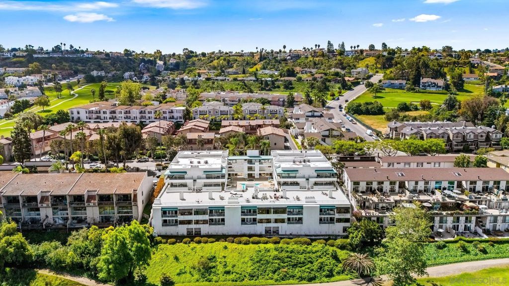 Photo of 2556 Navarra Drive #C, Carlsbad, CA 92009 (MLS # 260008148)