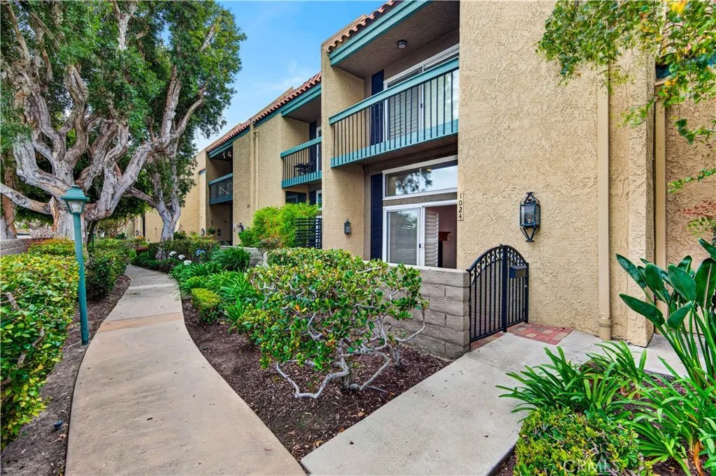 1024 Palo Verde Avenue