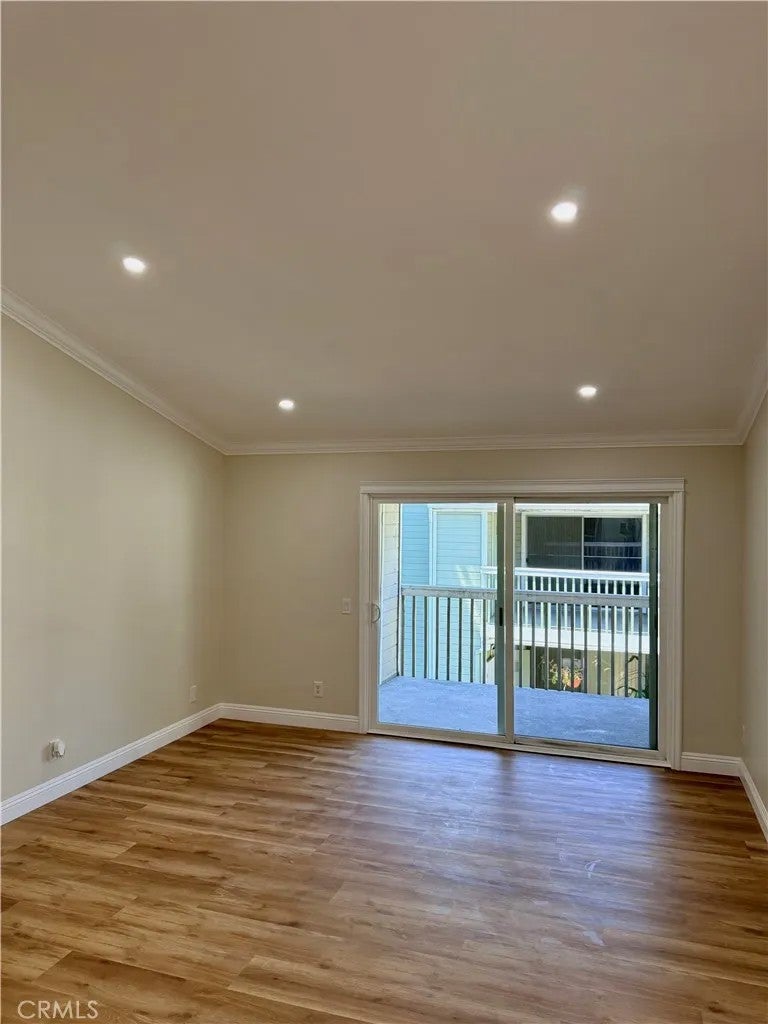 23556 Cambridge Road 327