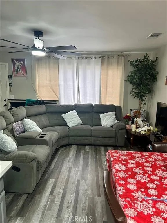 913 W Santa Fe