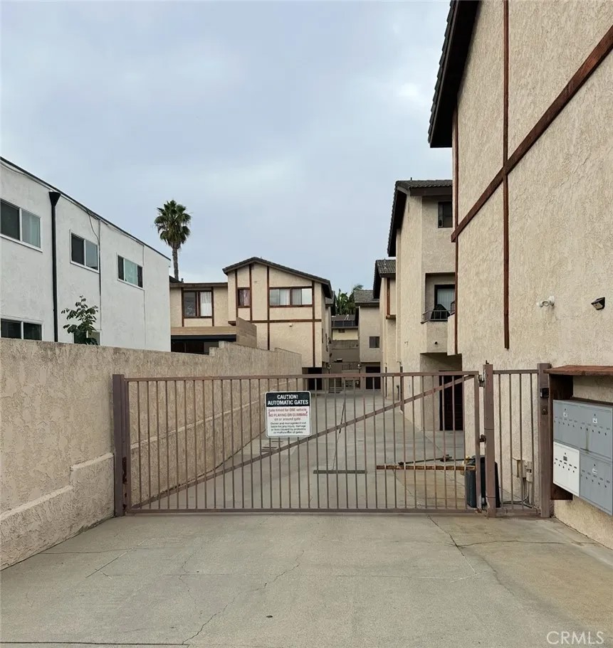 1119 Magnolia Avenue 2