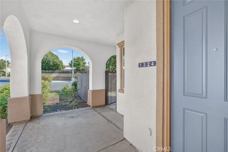 1324 Estel