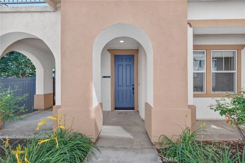 1324 Estel