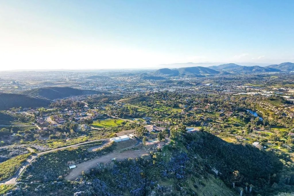 576 Camino De La Cima