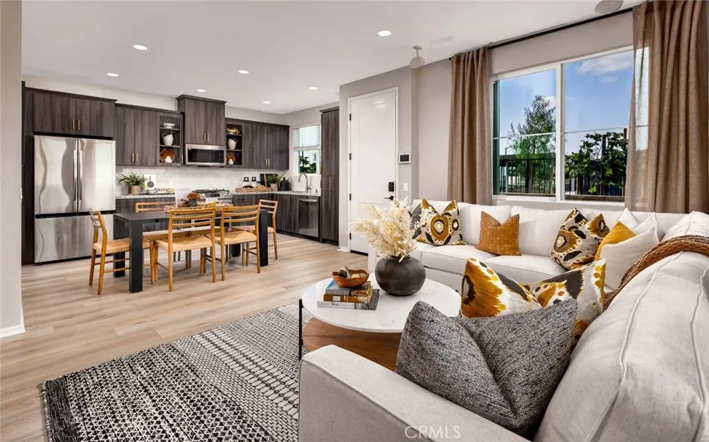 4193 S S. LIMECREST PASEO 55