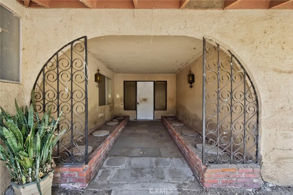 4100 Crestview Drive