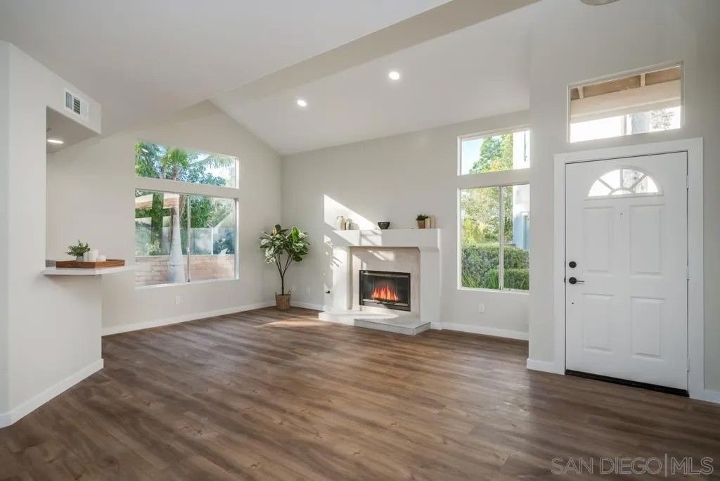 Photo of 16150 Avenida Venusto #1, San Diego, CA 92128 (MLS # 250044801)