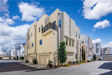 Photo of 222 Harringay, Irvine, CA 92618 (MLS # OC26029906)