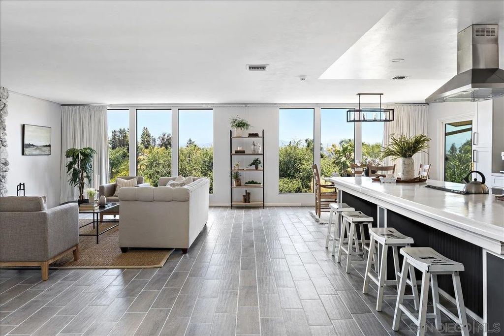 Photo of 1109 Via La Cuesta, Escondido, CA 92029 (MLS # 250040773)